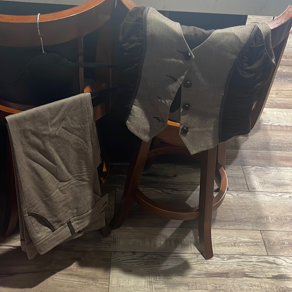 Bebe pants and vest size small